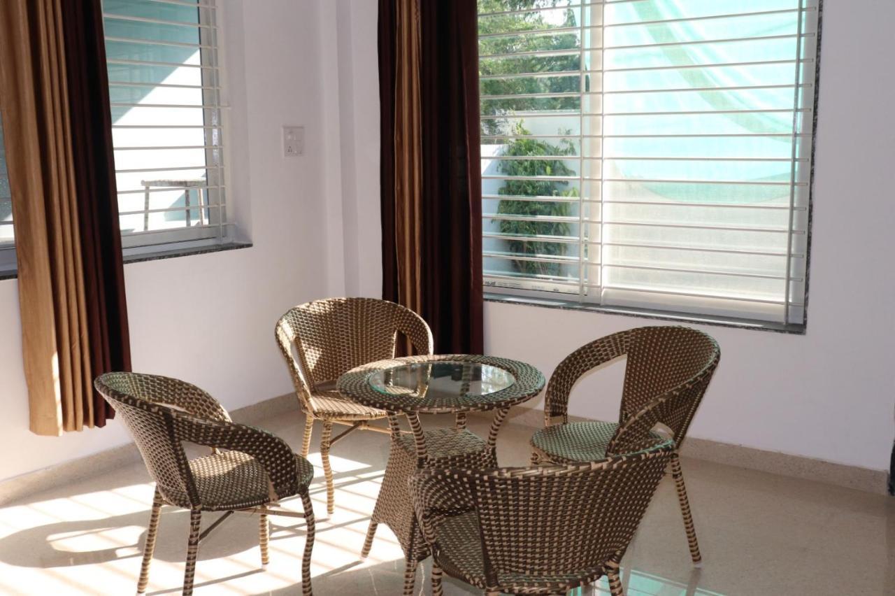 Aashiyana Home Stay Bhopal Bagian luar foto