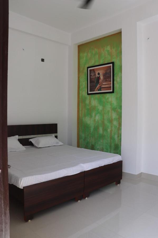 Aashiyana Home Stay Bhopal Bagian luar foto
