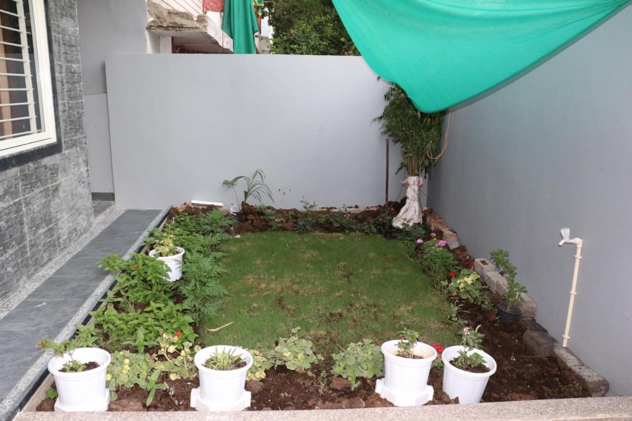 Aashiyana Home Stay Bhopal Bagian luar foto