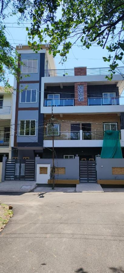 Aashiyana Home Stay Bhopal Bagian luar foto
